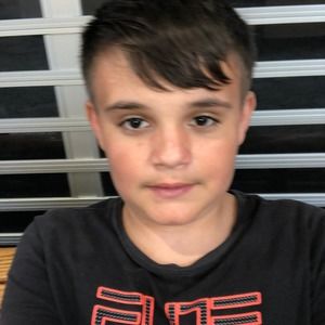 Meet your Posher, Dakota